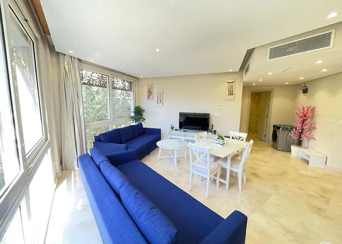 Mangroovy 1-bedroom Sleeps 4-persons, M8-4c-14 شقة *