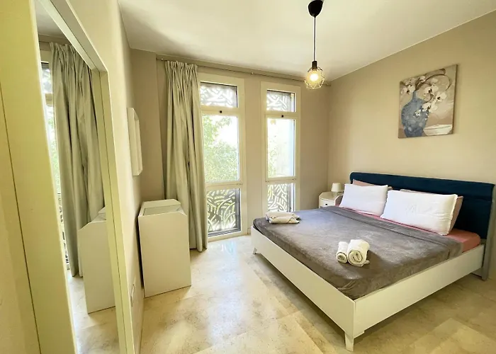 شقة Mangroovy 1-bedroom Sleeps 4-persons, M8-4c-14 *